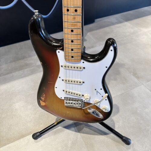 FENDER STRATOCASTER 1976 SUNBURST CHITARRA ELETTRICA USATO