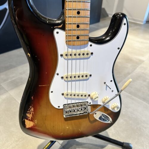 FENDER STRATOCASTER 1976 SUNBURST CHITARRA ELETTRICA USATO