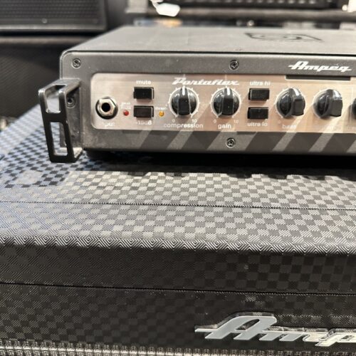 AMPEG PORTAFLEX PF500 AMPLIFICATORE PER BASSO + CASSA PF 210 HE USATO