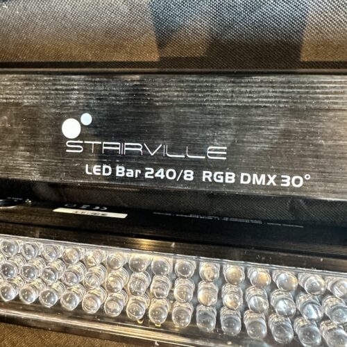 STAIRVILLE LED BAR 240/8 RGB DMX 30° USATO