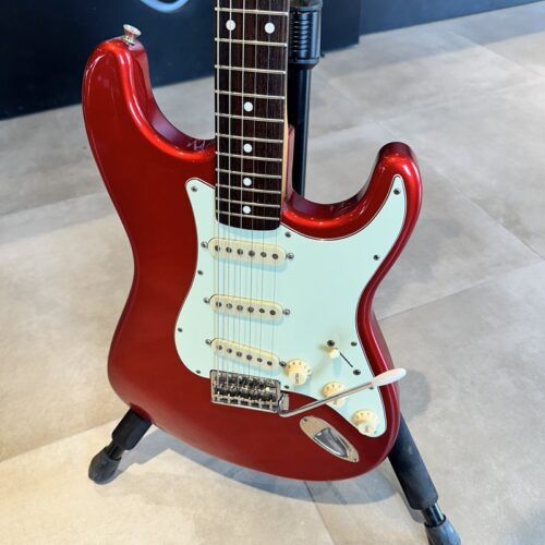 FENDER STRATOCASTER JAPAN REISSUE '62 RED USATO