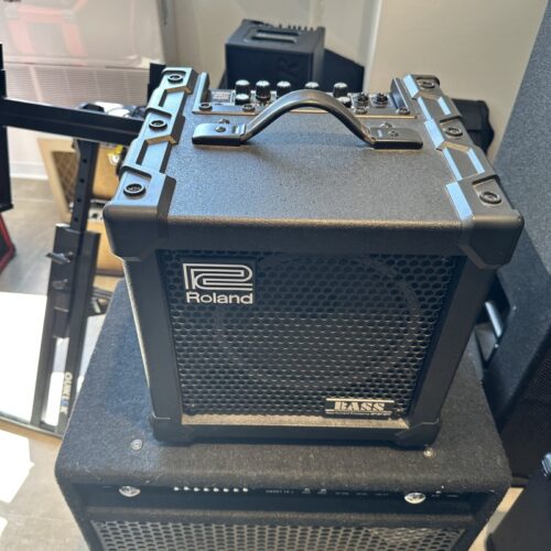 ROLAND CUBE 20 XL AMPLIFICATORE COMBO PER BASSO USATO