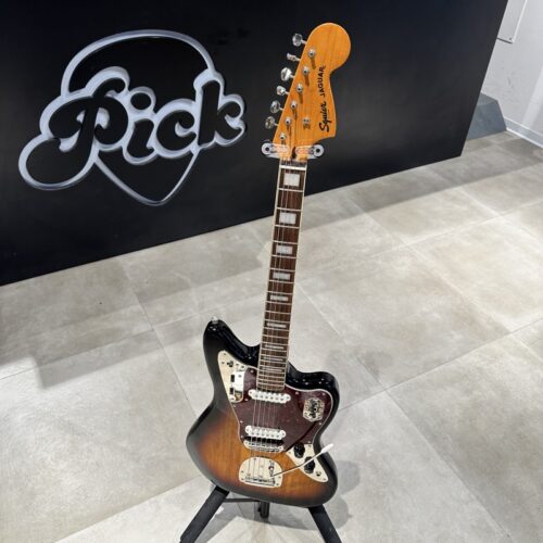 SQUIER CLASSIC VIBE JAGUAR SUNBURST CHITARRA 6 CORDE USATO