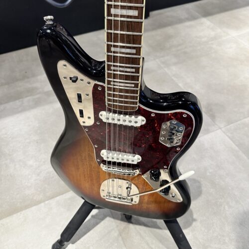 SQUIER CLASSIC VIBE JAGUAR SUNBURST CHITARRA 6 CORDE USATO