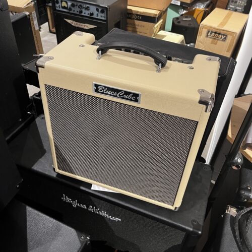 ROLAND BLUES CUBE HOT AMPLIFICATORE COMBO PER CHITARRA ELETTRICA USATO