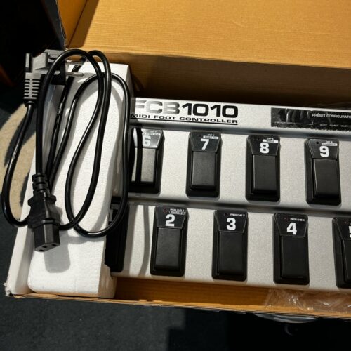 BEHRINGER FCB1010 MIDI CONTROLLER PEDALIERA MIDI USATO