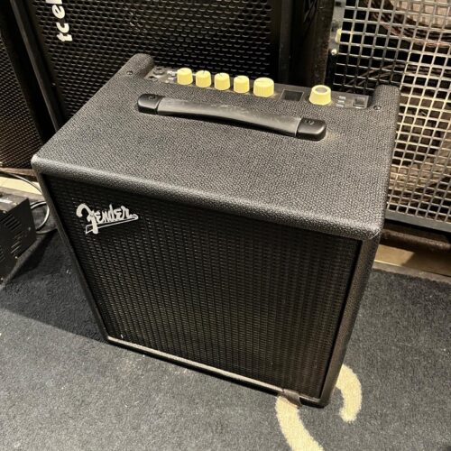 FENDER RUMBLE LT25 AMPLIFICATORE COMBO PER BASSO USATO