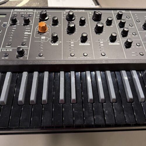 STUDIOLOGIC - SLEDGE 2.0 - BLACK EDITION SYNTH POLIFONICO USATO