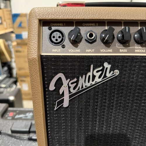 FENDER ACOUSTASONIC 15 AMPLIFICATORE COMBO PER CHITARRA ACUSTICA USATO