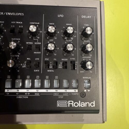 ROLAND SE-02 SYNTH ANALOGICO BOUTIQUE SERIES USATO