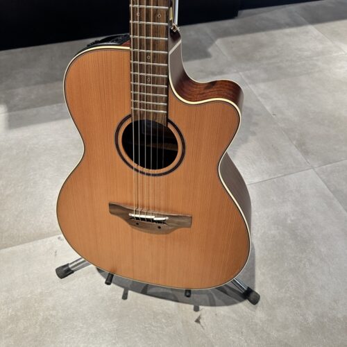 TAKAMINE P3MC CHITARRA ACUSTICA ELETTRIFICATA B-Stock