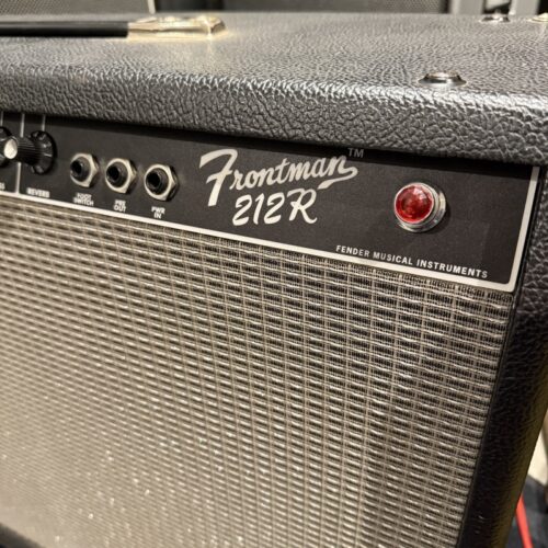 FENDER FRONTMAN 212 R AMPLIFICATORE COMBO PER CHITARRA USATO