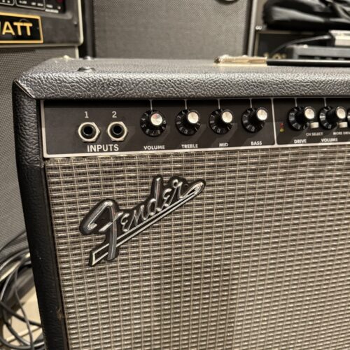 FENDER FRONTMAN 212 R AMPLIFICATORE COMBO PER CHITARRA USATO