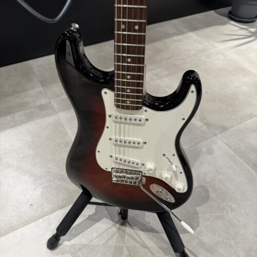 SQUIER CLASSIC VIBE '60 CHITARRA ELETTRICA 3 TONE SUNBURST USATO