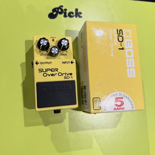 BOSS SD1 SUPER OVERDRIVE EFFETTO PER CHITARRA USATO