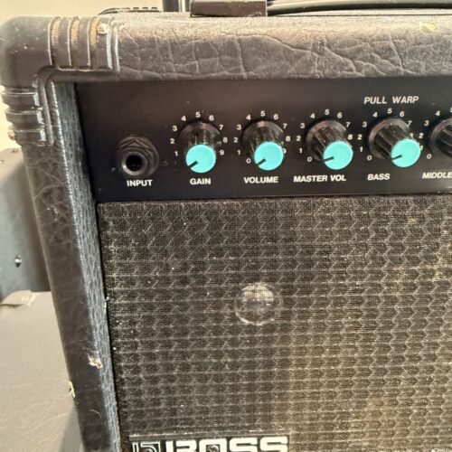 BOSS MG-10 AMPLIFICATORI PER CHITARRA ELETTRICA USATO