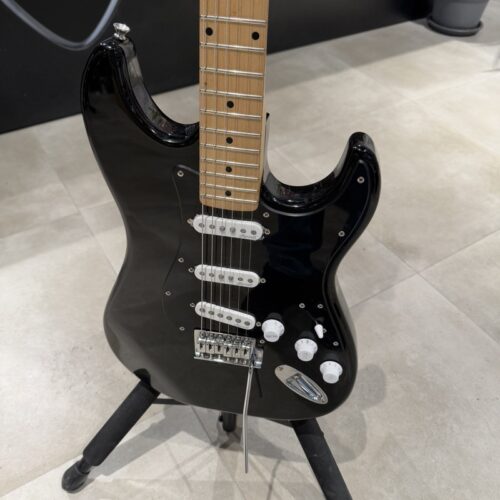 HARLEY BENTON ST57 TIPO STRATOCASTER CHITARRA ELETTRICA USATO