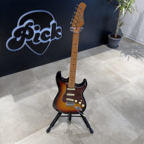 EKO S300V CHITARRA ELETTRICA SUNBURST TIPO STRATOCASTER B-Stock