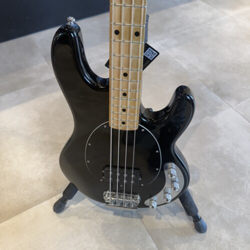 MUSIC MAN STINGRAY 4 2011 BASSO ELETTRICO 4 CORDE USATO