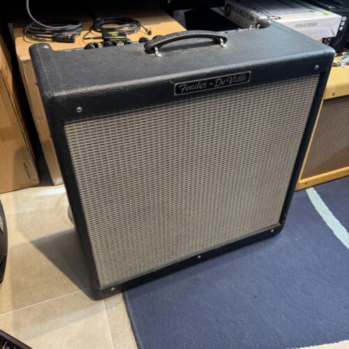 FENDER DEVILLE 4X10 AMPLIFICATORE PER CHITARRA ELETTRICA USATO