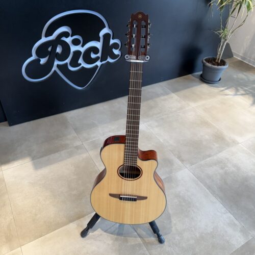 YAMAHA NTX1 CHITARRA CLASSICA ELETTRIFICATA USATO