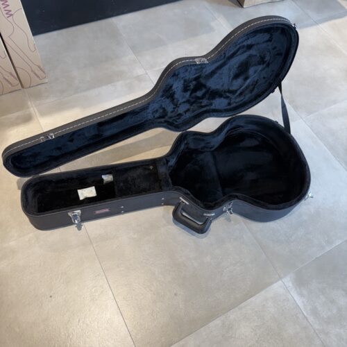 GATOR CUSTODIA RIGIDA PER CHITARRA ACUSTICA JUMBO B-Stock